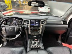 Сүрөт унаа Lexus LX