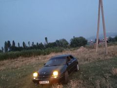 Сүрөт унаа Mazda 323