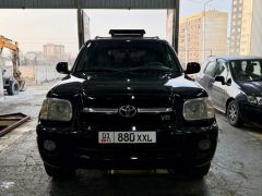 Сүрөт унаа Toyota Sequoia