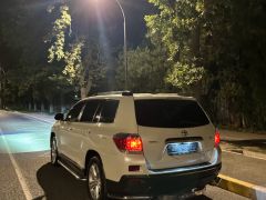 Фото авто Toyota Highlander