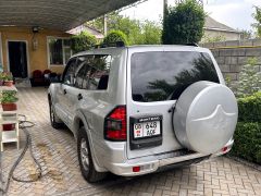 Фото авто Mitsubishi Montero