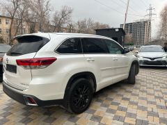 Фото авто Toyota Highlander