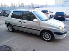 Сүрөт унаа Toyota Raum