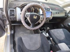 Photo of the vehicle Honda Jazz