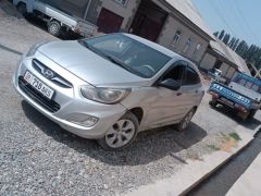 Сүрөт унаа Hyundai Solaris