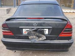 Сүрөт унаа Mercedes-Benz C-Класс