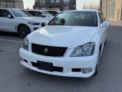 Сүрөт унаа Toyota Crown