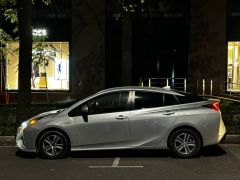 Сүрөт унаа Toyota Prius