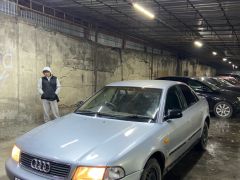 Photo of the vehicle Audi A4