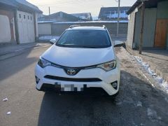 Сүрөт унаа Toyota RAV4