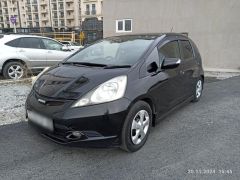 Фото авто Honda Fit