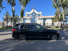 Фото авто BMW X7