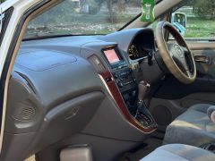 Фото авто Toyota Harrier