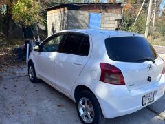 Сүрөт унаа Toyota Vitz