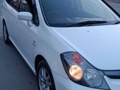 Сүрөт унаа Honda Stream