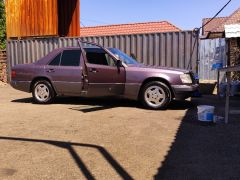 Photo of the vehicle Mercedes-Benz W124