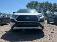 Photo of the vehicle Toyota RAV4