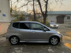 Photo of the vehicle Honda Jazz