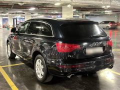 Photo of the vehicle Audi Q7