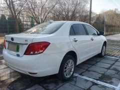 Фото авто BYD E5