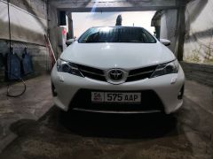 Сүрөт унаа Toyota Auris