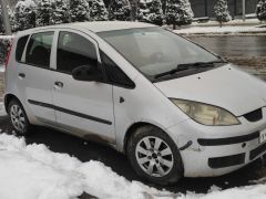 Сүрөт унаа Mitsubishi Colt