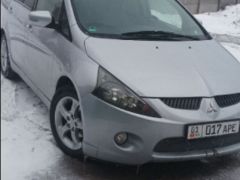 Photo of the vehicle Mitsubishi Grandis