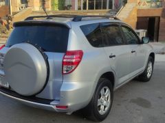 Сүрөт унаа Toyota RAV4