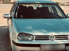 Фото авто Volkswagen Golf