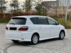 Фото авто Toyota Ipsum