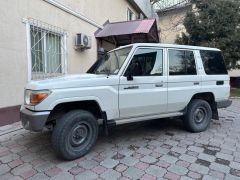 Сүрөт унаа Toyota Land Cruiser