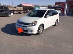 Сүрөт унаа Honda Stream