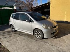 Фото авто Honda Fit