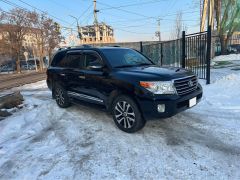 Сүрөт унаа Toyota Land Cruiser