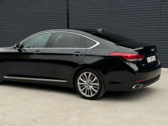 Photo of the vehicle Genesis G80