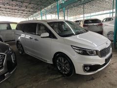 Фото авто Kia Carnival