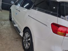 Сүрөт унаа Kia Carnival