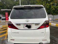 Photo of the vehicle Toyota Alphard