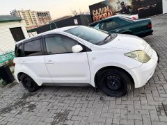 Сүрөт унаа Toyota Ist