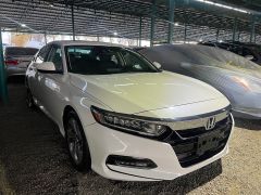 Фото авто Honda Accord