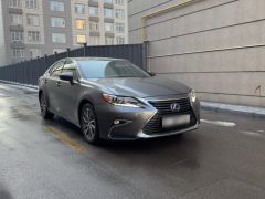 Photo of the vehicle Lexus ES