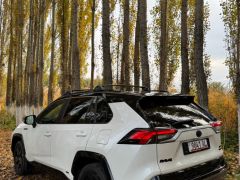 Сүрөт унаа Toyota RAV4