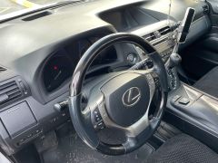 Photo of the vehicle Lexus RX