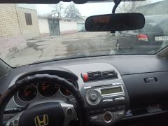 Фото авто Honda Jazz