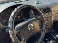 Сүрөт унаа Volkswagen Golf