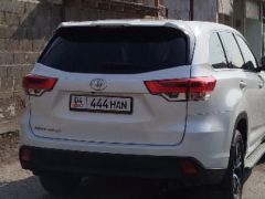 Фото авто Toyota Highlander