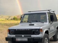 Сүрөт унаа Mitsubishi Pajero