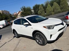 Сүрөт унаа Toyota RAV4