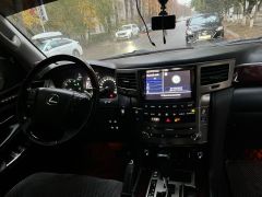 Сүрөт унаа Lexus LX