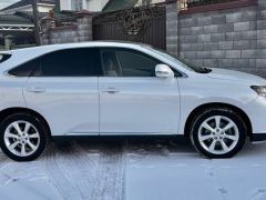 Photo of the vehicle Lexus RX